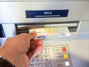 Bargeld am Geldautomat